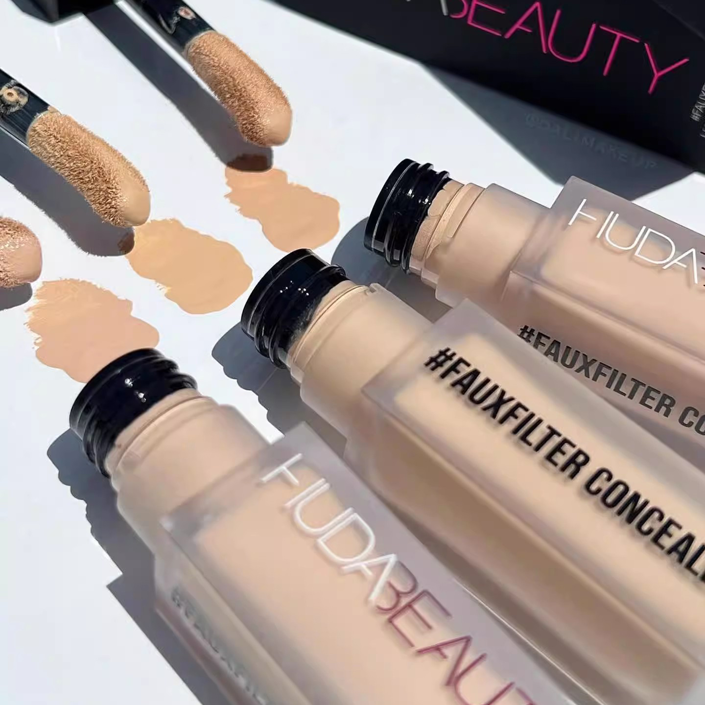 Huda Beauty Makeup Bag - Huda Beauty Faux Filter Işıltılı Mat