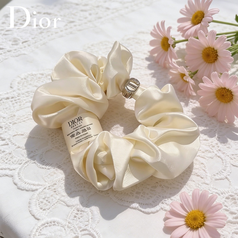 Christian Dior Lüks Saten İpek - Beauty Makeup Dior incelemesi ve fiyatı